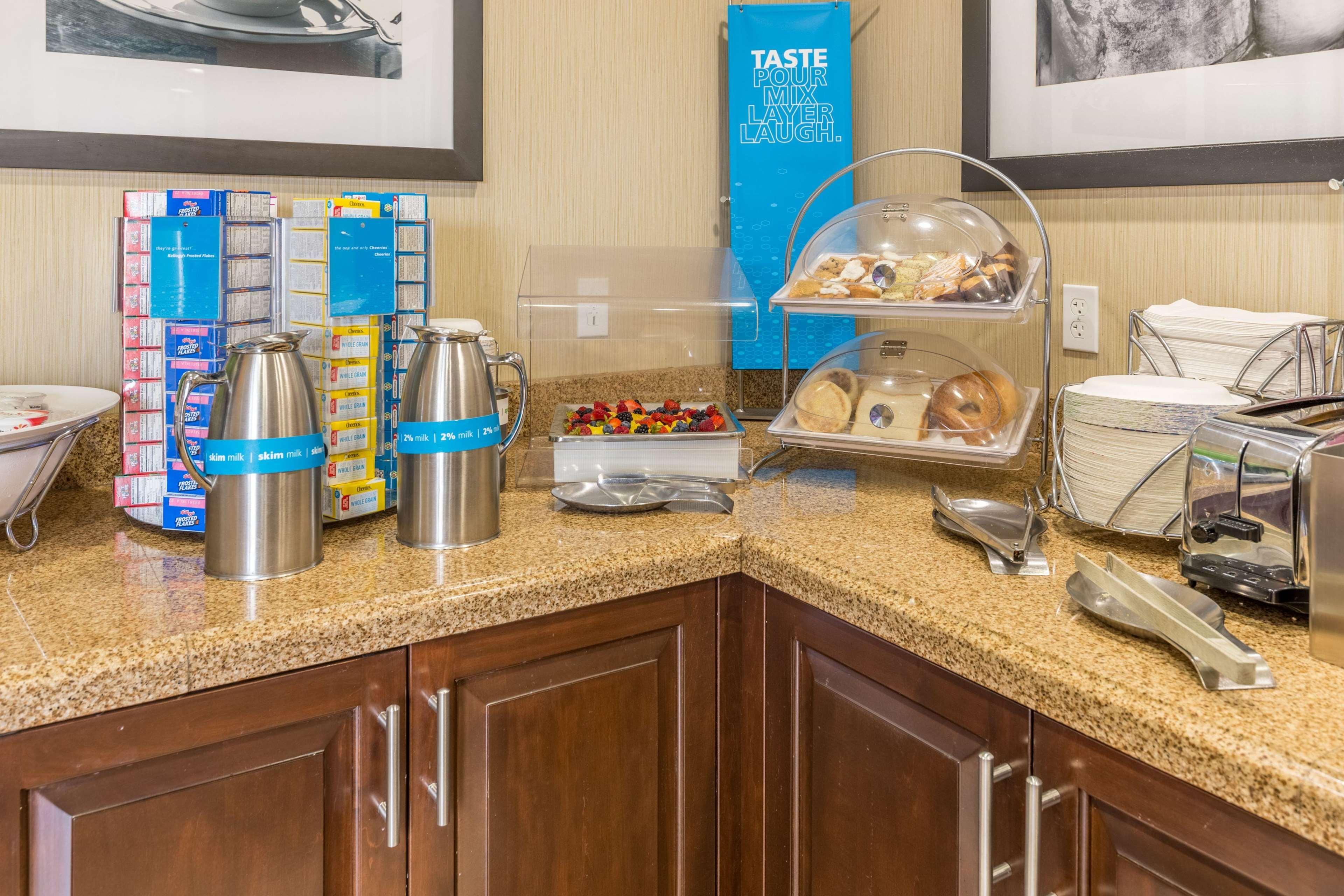 Hampton Inn Owensboro Eksteriør bilde